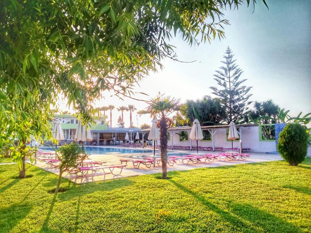 Giakalis Aparthotel Marmari  Exterior photo