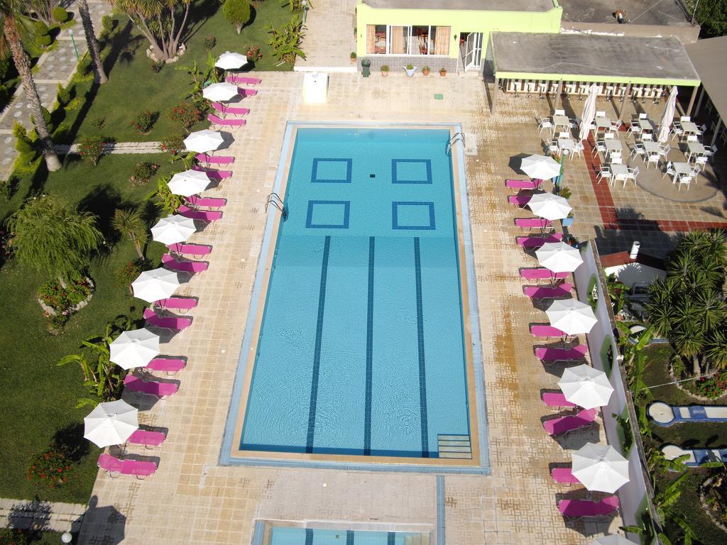 Giakalis Aparthotel Marmari  Exterior photo