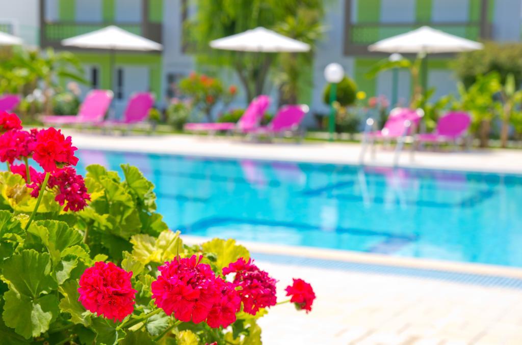 Giakalis Aparthotel Marmari  Exterior photo