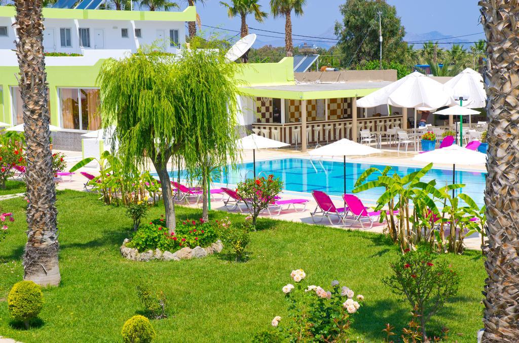 Giakalis Aparthotel Marmari  Exterior photo