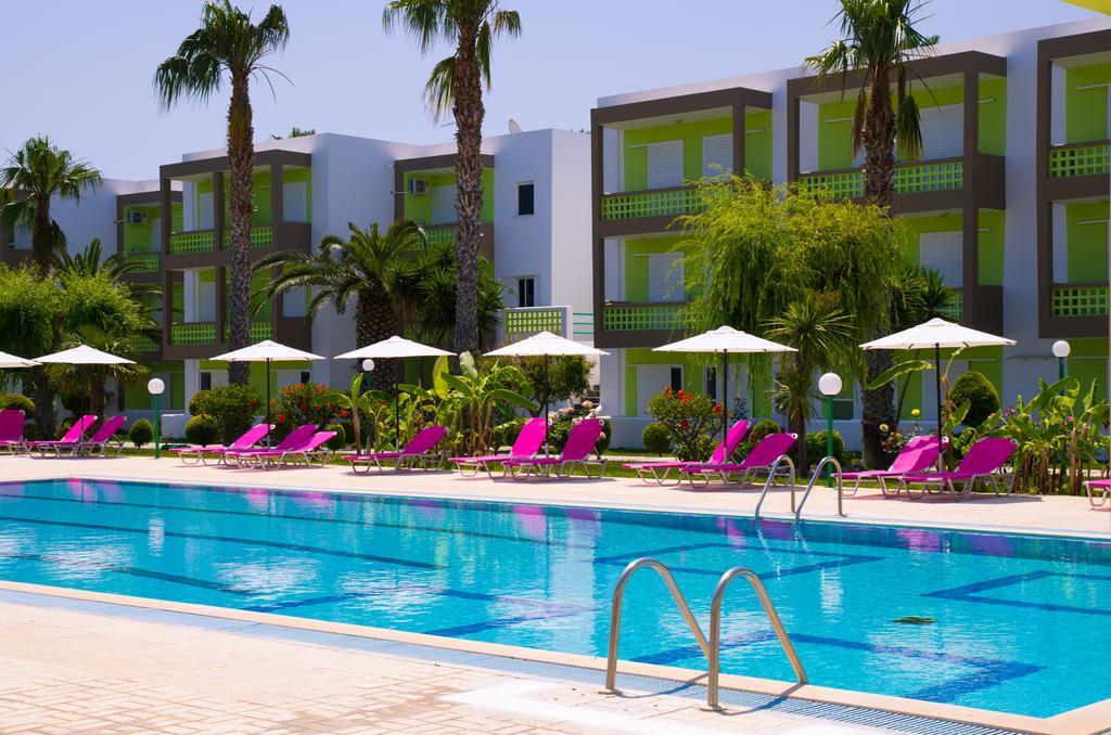 Giakalis Aparthotel Marmari  Exterior photo