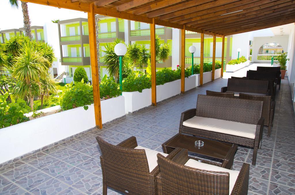 Giakalis Aparthotel Marmari  Exterior photo