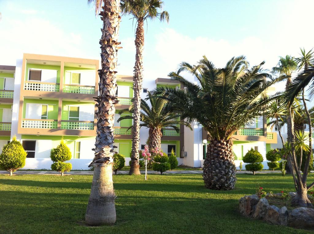 Giakalis Aparthotel Marmari  Exterior photo